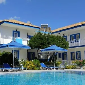 3* Aparthotel Blue White - Kefallonia Poolside Retreats